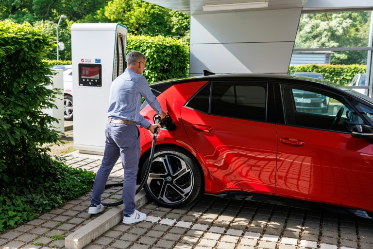 Allemagne: plus d'un quart des immatriculations 100% électriques en avril