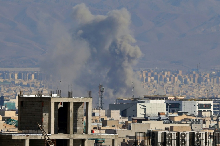 Israël pilonne Téhéran au huitième jour de la guerre