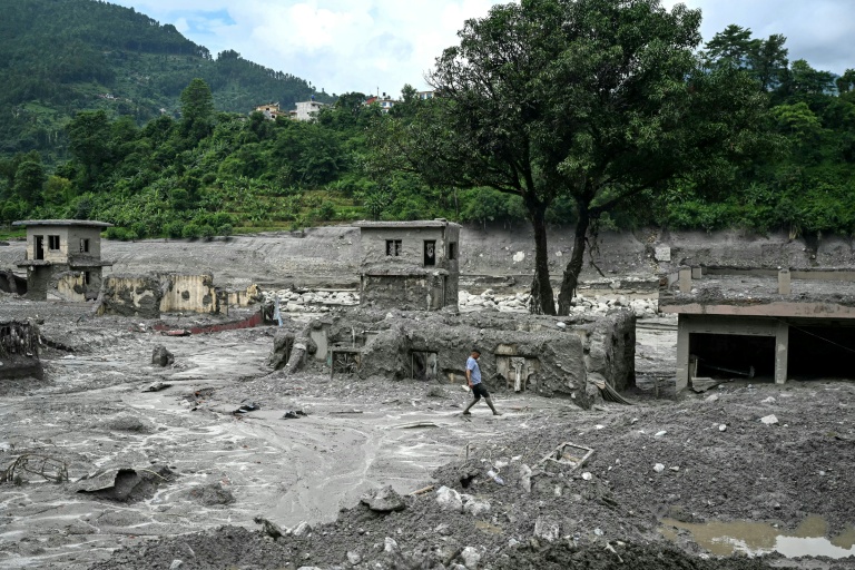 Crue dans l'Himalaya : les derniers développements
