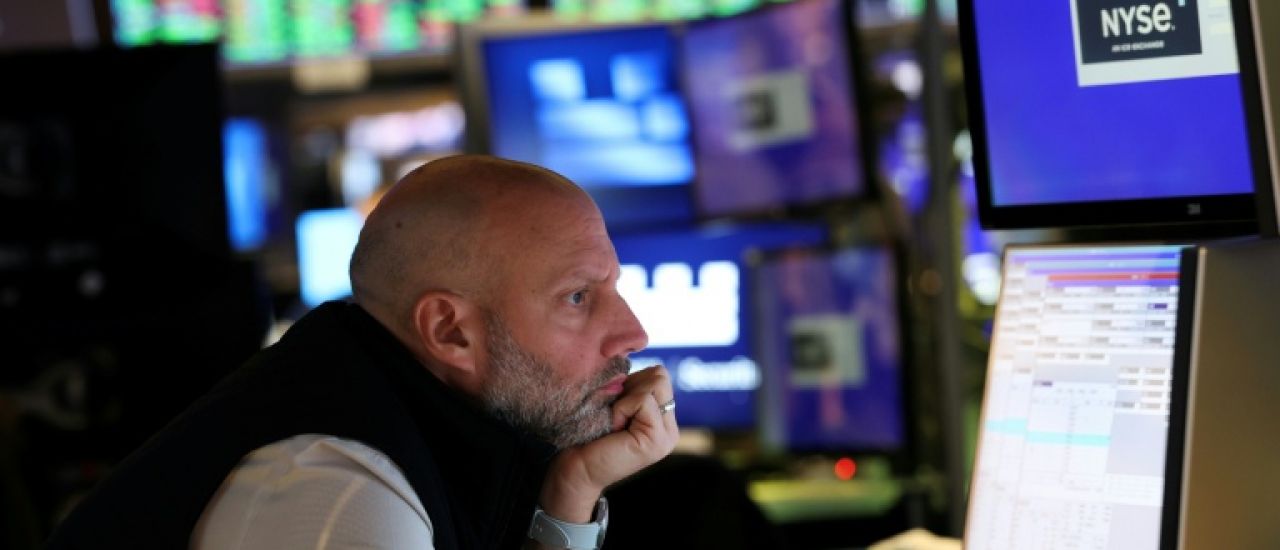 Wall Street termine en baisse, minée par les banques régionales et la Chine Wall Street termine en baisse, minée par les banques régionales et la Chine