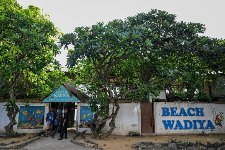 Sur une plage de Colombo, le dernier combat du restaurant Beach Wadiya
