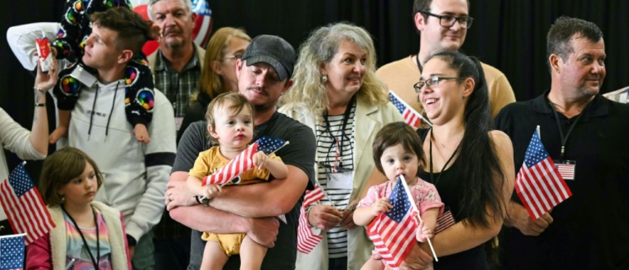 Les Etats-Unis sabrent l'accueil de réfugiés, privilégient des blancs sud-africains