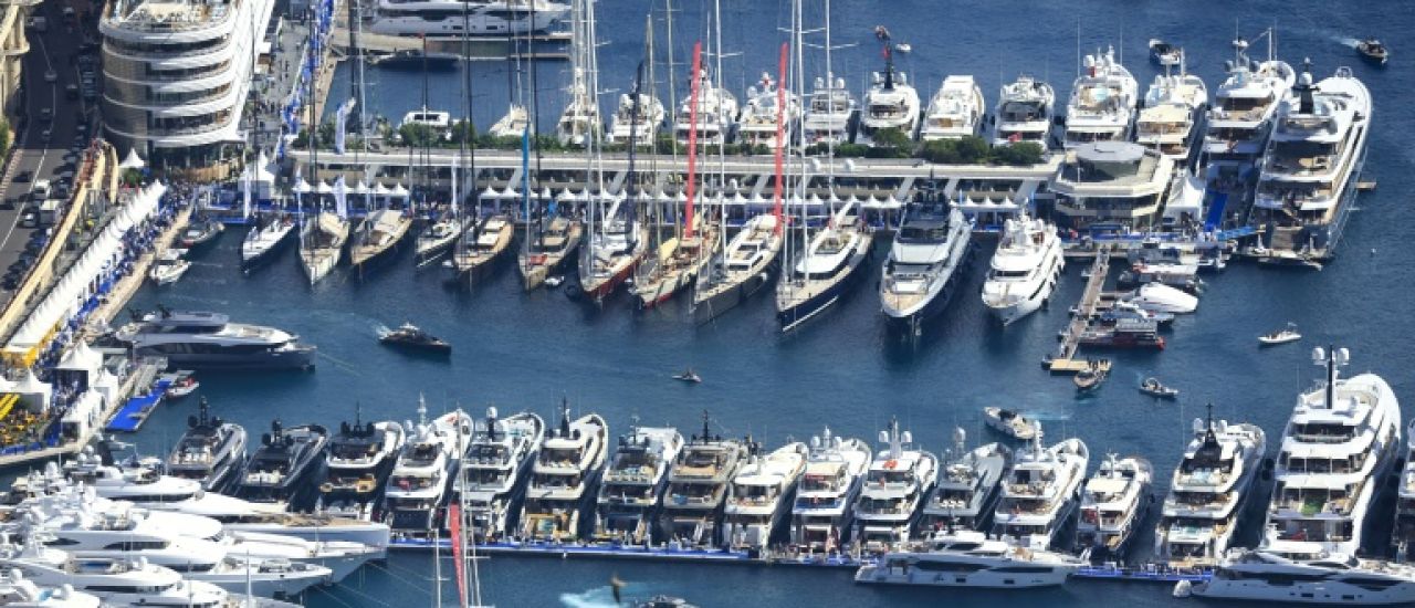 Marché des yachts: derrière la folie des grandeurs, les petits rament