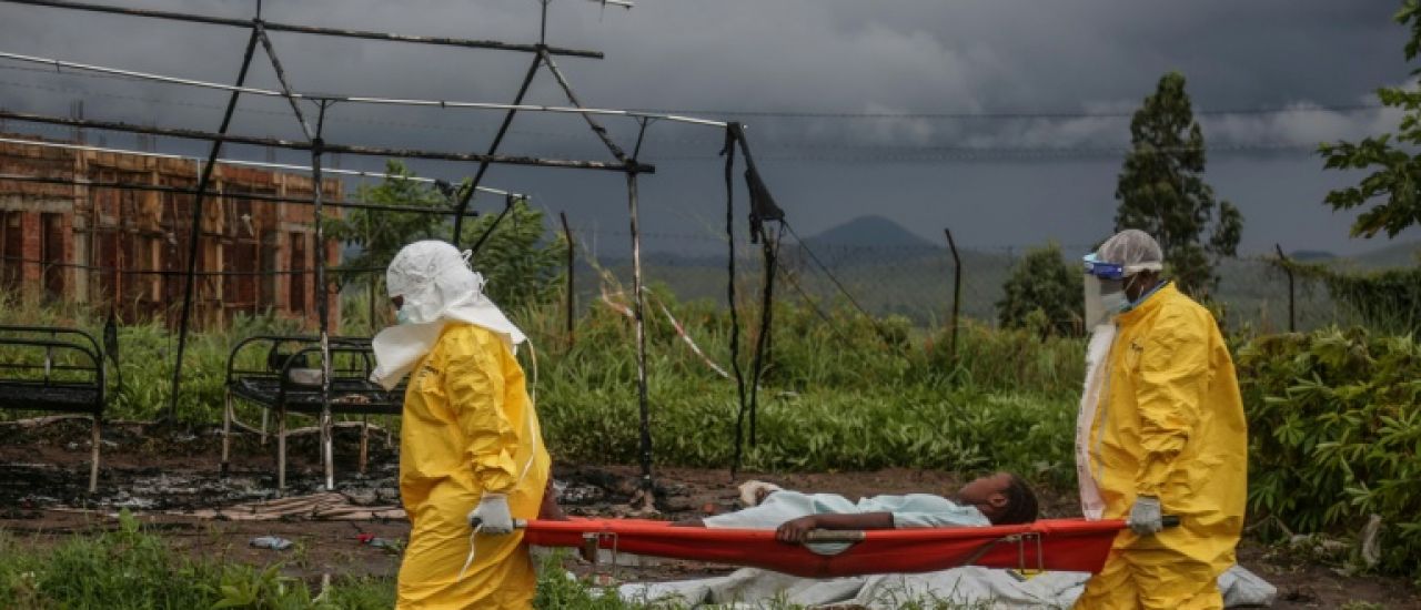 Ebola: plus de 200 morts en RDC, dix pays africains à risque