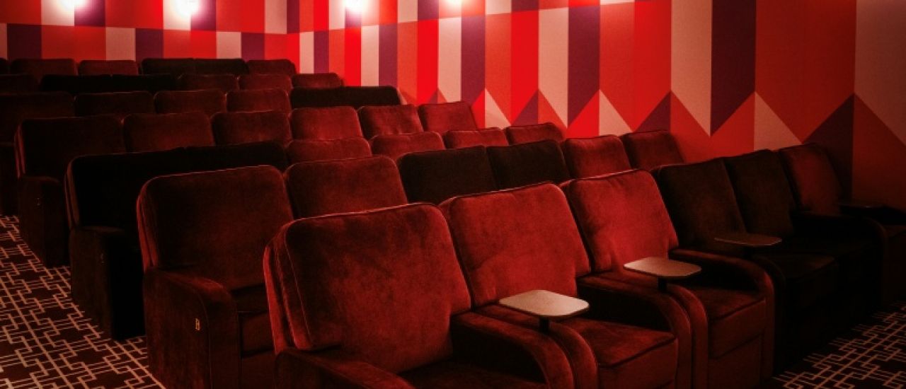 Les cinémas indépendants parisiens contraints de se réinventer pour survivre