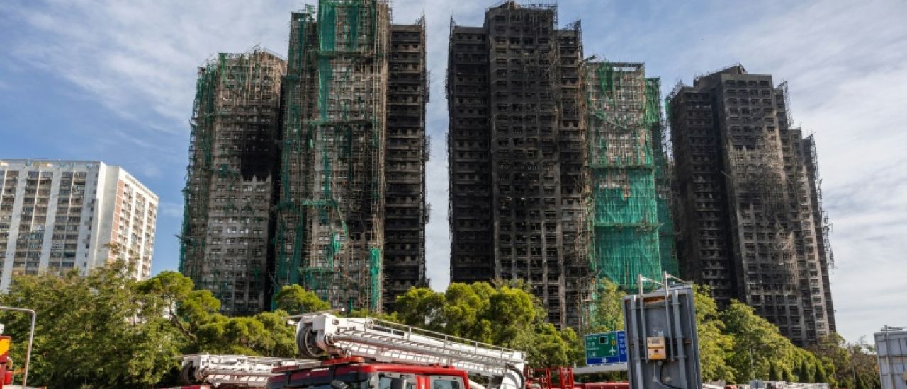 Incendie de Hong Kong: au moins 128 morts, des dizaines de disparus