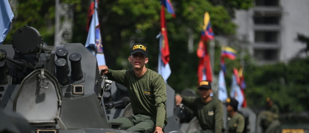 État d'urgence, fêtes de Noël et marine américaine: le Venezuela en "pré-guerre"