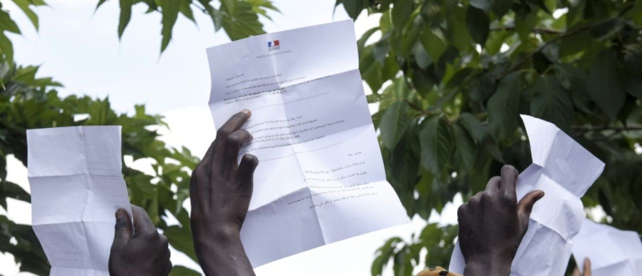 Le juteux business sur le dos des étrangers sans-papiers