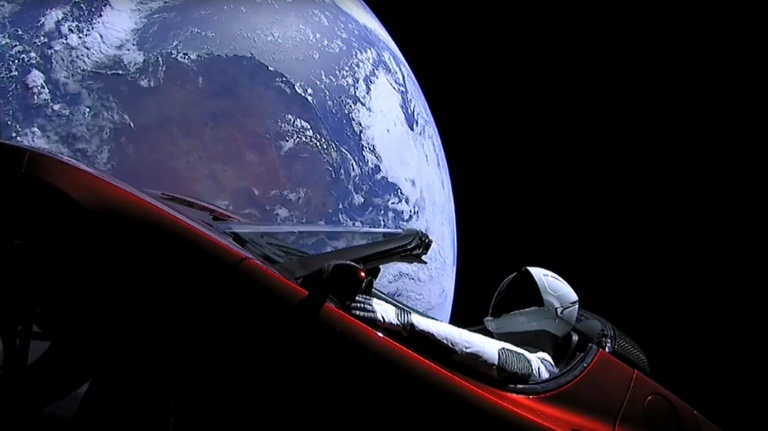 Le Roadster volant de Tesla n'est pas un "aéronef", affirme le régulateur américain