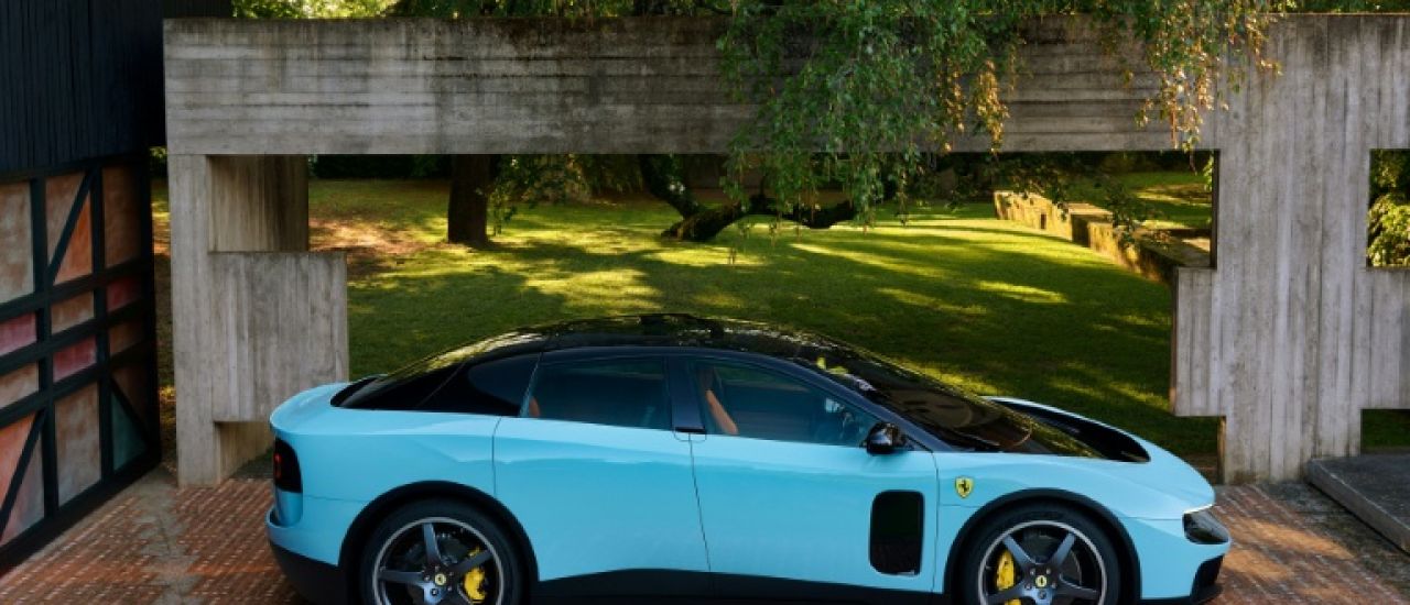 Ferrari dévoile sa première voiture électrique