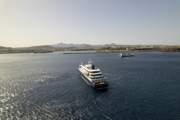 Trois morts liés à un possible foyer de hantavirus sur un bateau de croisière dans l'Atlantique