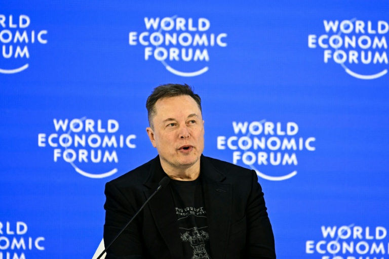 Musk veut commercialiser ses robots Optimus d'ici fin 2027