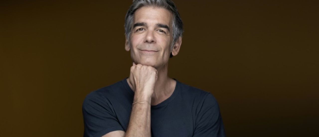 "Evoluer avec l'époque": Xavier de Moulins fête sa 15ème rentrée à la tête du JT de M6