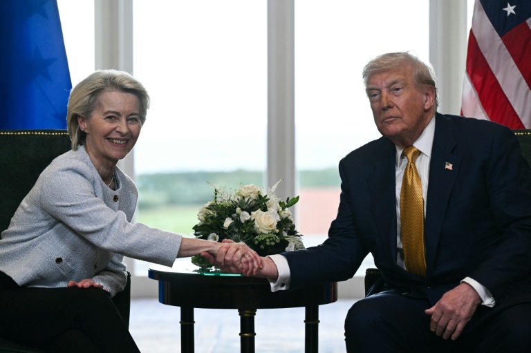 Le Parlement européen donne son feu vert final à l'accord commercial avec Trump
