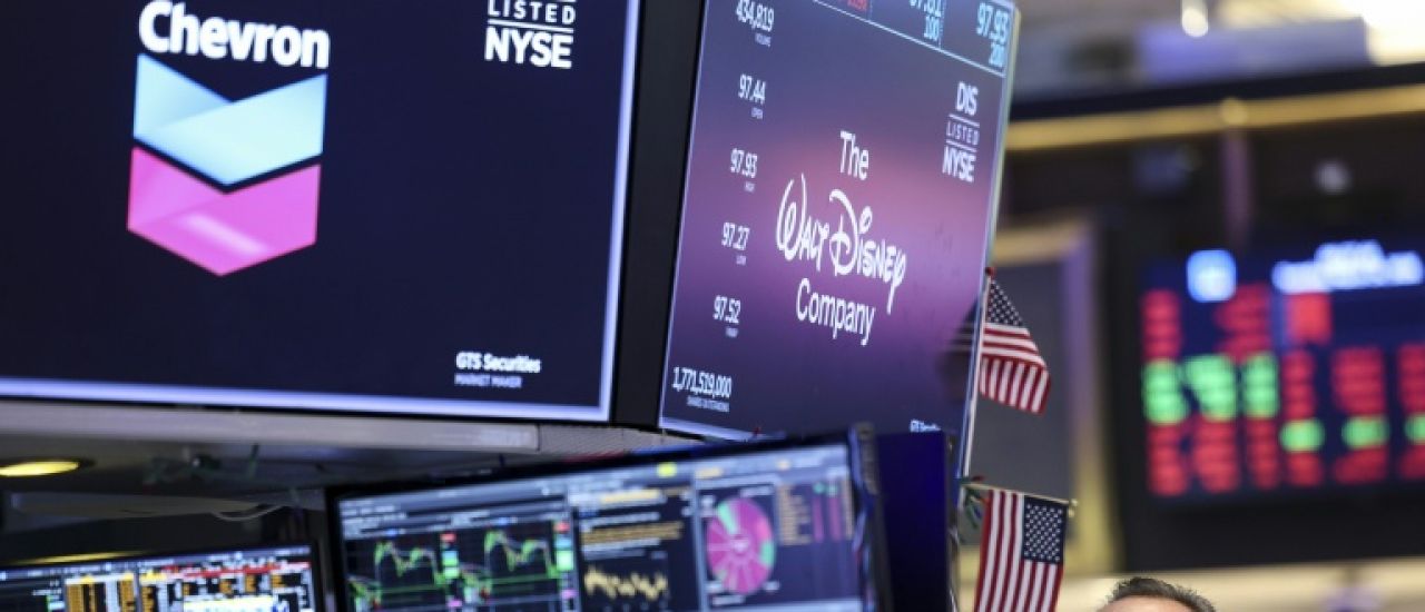 Wall Street termine sans entrain, craint une escalade au Moyen-Orient