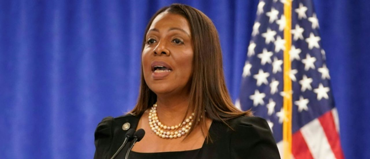 La justice américaine inculpe une haute magistrate dans le viseur de Trump