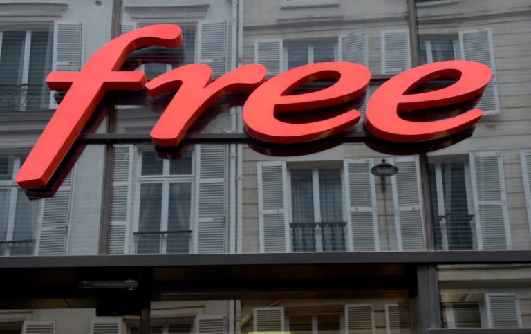 Vol de données: la Cnil inflige des amendes de 27 millions d'euros à Free Mobile et 15 millions à Free par la Cnil