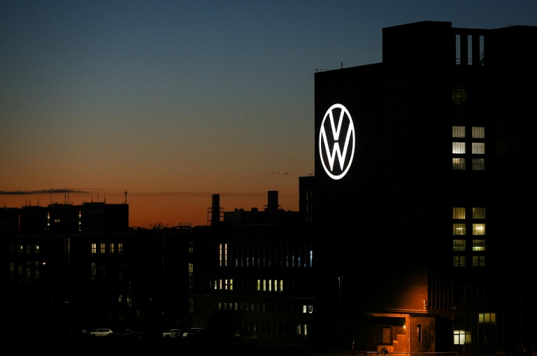 Volkswagen s'accorde sur une restructuration historique, 100.000 emplois supprimés en perspective