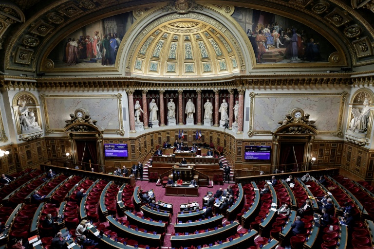 Transports: le Sénat vote le principe d'une programmation pluriannuelle face au mur d'investissements
