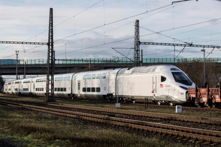 Le TGV M reçoit son feu vert européen, mais son exploitation commerciale à la SNCF retardée à septembre
