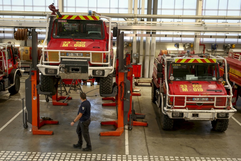 Gironde: après la "guerre du feu", l'urgente réparation des engins anti-incendie