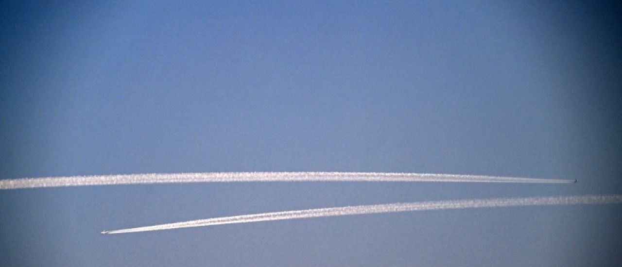 Climat: Londres et Google vont tester l'évitement des trainées de condensation d'avions