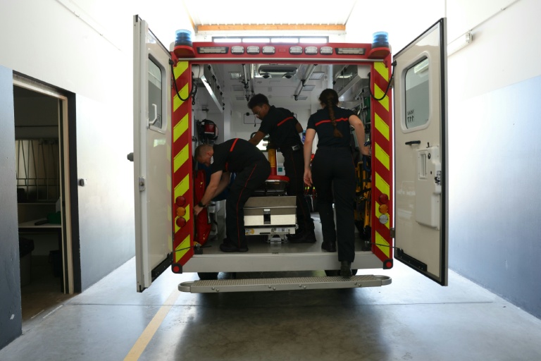 36°C dans la caserne et "système D": les pompiers souffrent aussi des fortes chaleurs
