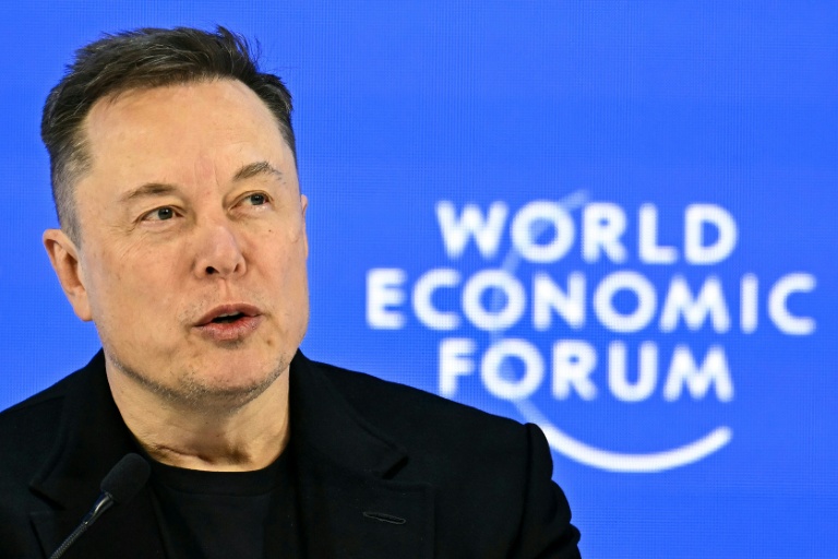Elon Musk, largement le plus riche d'un monde comptant 400 milliardaires de plus