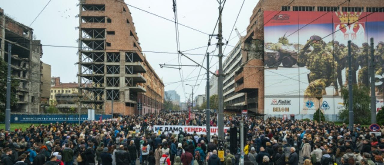 Manifestation à Belgrade contre un projet immobilier du gendre de Trump
