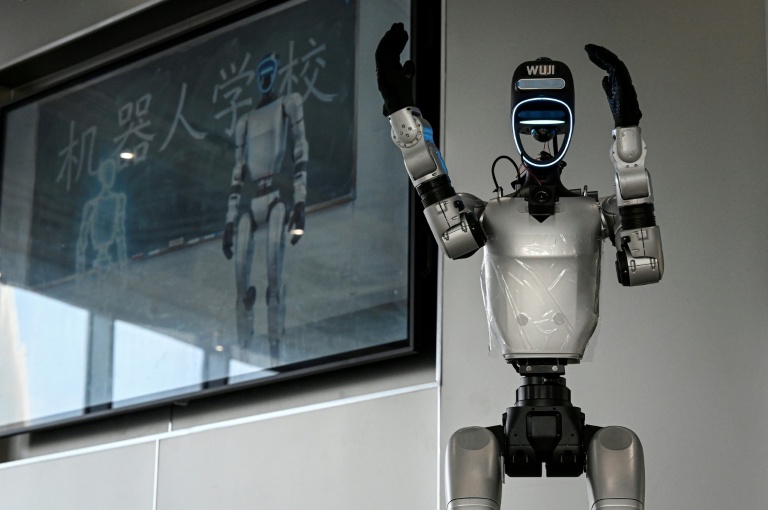 En Chine, une école pour robots en quête de débouchés commerciaux