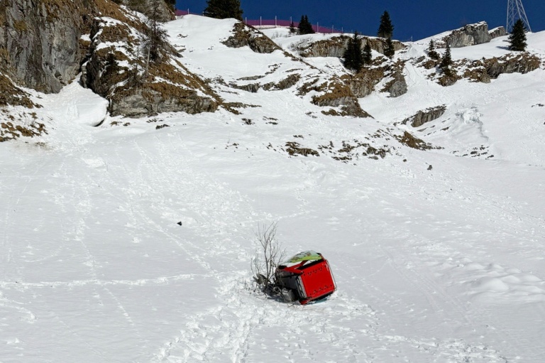 Un mort dans la chute d'une télécabine dans une station de ski suisse