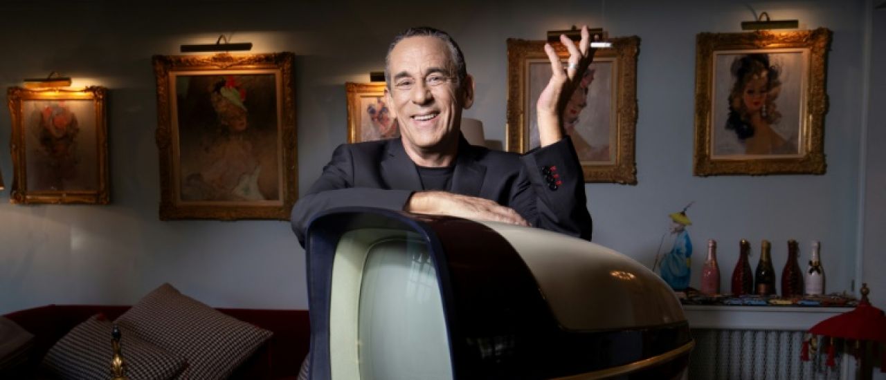 Obsèques d'Ardisson à Paris, les invités attendus tout de noir vêtus