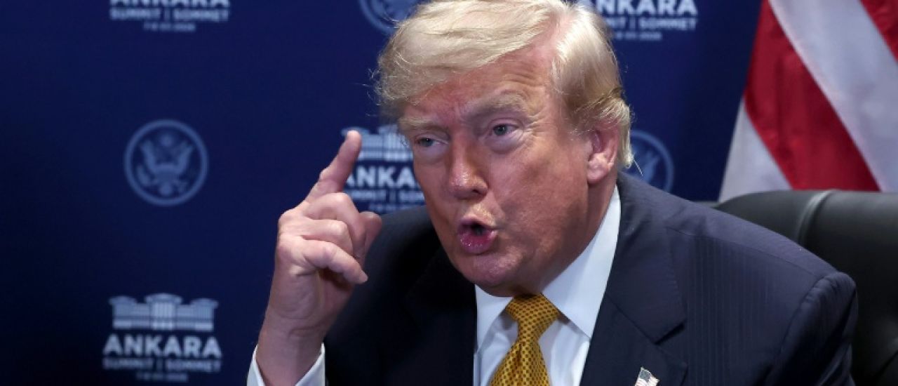 Nouvelles frappes américaines contre l'Iran, Trump menace d'en mener de "pires"