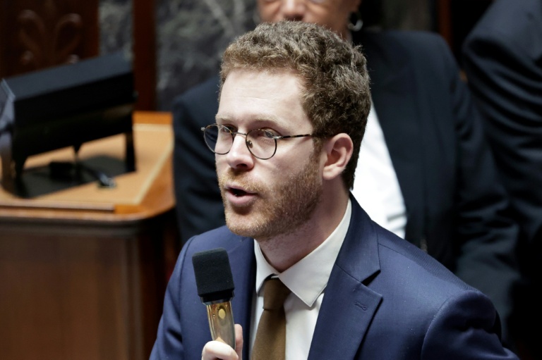 Amiel veut des SMS pour une "prise de conscience" du coût des frais médicaux pour la Sécu