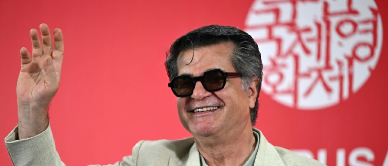 Le réalisateur dissident Jafar Panahi regrette de ne pas pouvoir représenter l'Iran aux Oscars