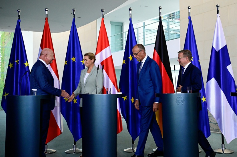 Budget de l'UE: les six Etats "frugaux" appellent à réduire drastiquement la proposition de Bruxelles