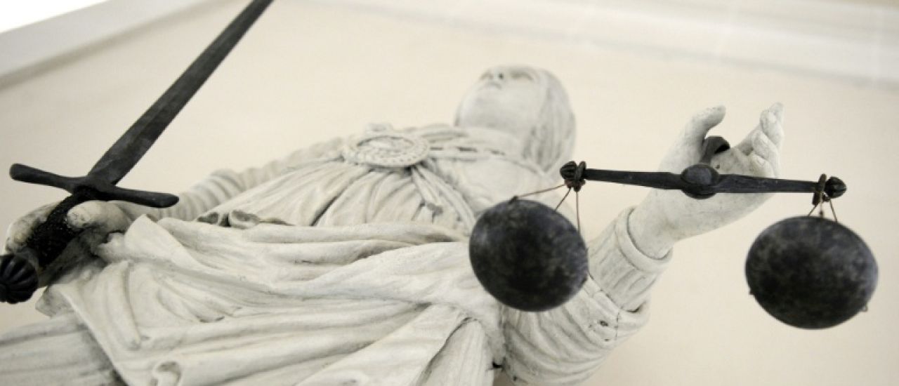 Espionnage et ingérence au profit de la Russie: trois personnes écrouées à Paris