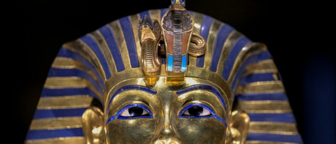 Foules de visiteurs pour l'exposition Toutânkhamon du Grand musée égyptien