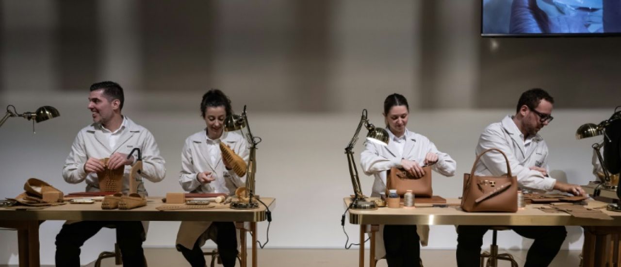 A Milan, le côté sombre de la mode passe inaperçu