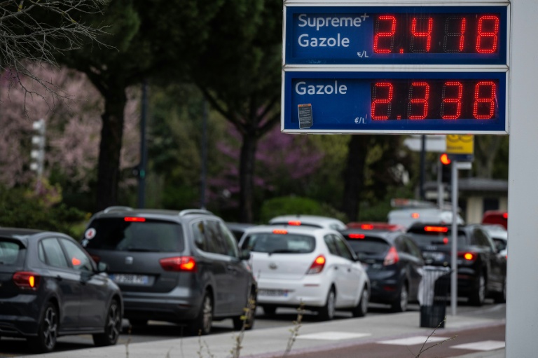 Carburants: la "cagnotte" a fondu à cause d'une chute de la consommation