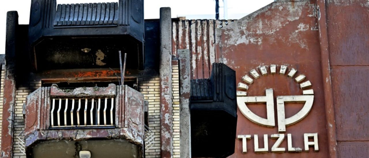 Incendie d'une maison de retraite en Bosnie: le bilan monte à 13 morts