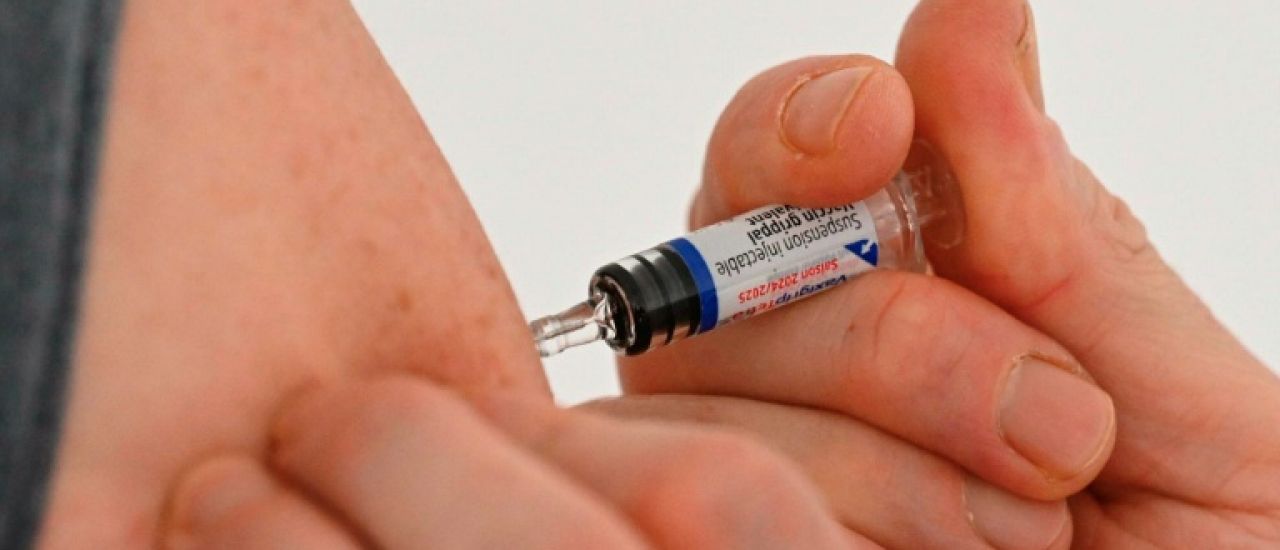 Grippe: les sénateurs rétablissent la vaccination obligatoire pour les soignants