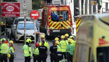 Deux morts et deux disparus après l'effondrement d'un immeuble en travaux à Madrid