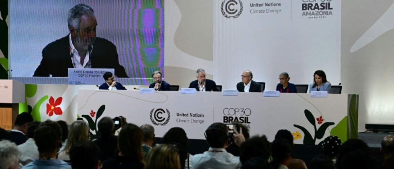 La COP30 passe en "mode nuit" pour sa dernière semaine