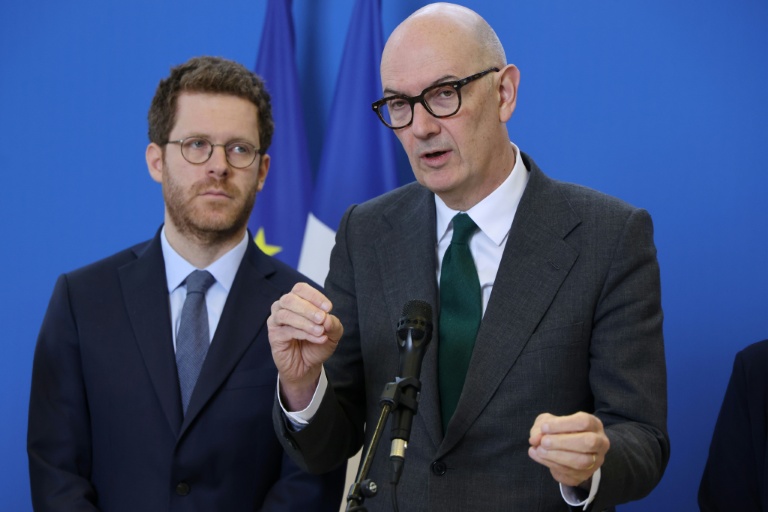 Finances publiques: le gouvernement devrait annoncer mardi 6 milliards d'euros d'économies