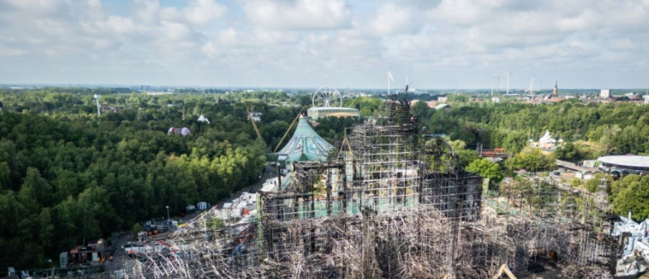 Tristesse et stupéfaction au festival Tomorrowland, privé de sa méga scène par un incendie
