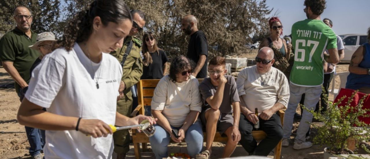 Gaza: le Hamas restitue une dépouille, s'engage à rendre à Israël tous les corps d'otages Gaza: le Hamas restitue une dépouille, s'engage à rendre à Israël tous les corps d'otages
