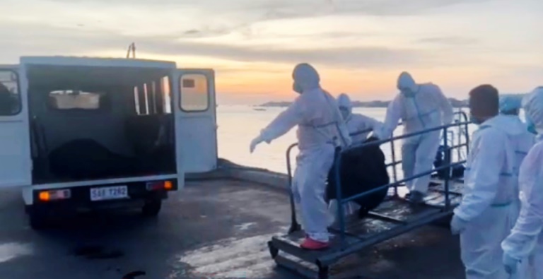 Naufrage d'un ferry aux Philippines: le bilan monte à 29 morts