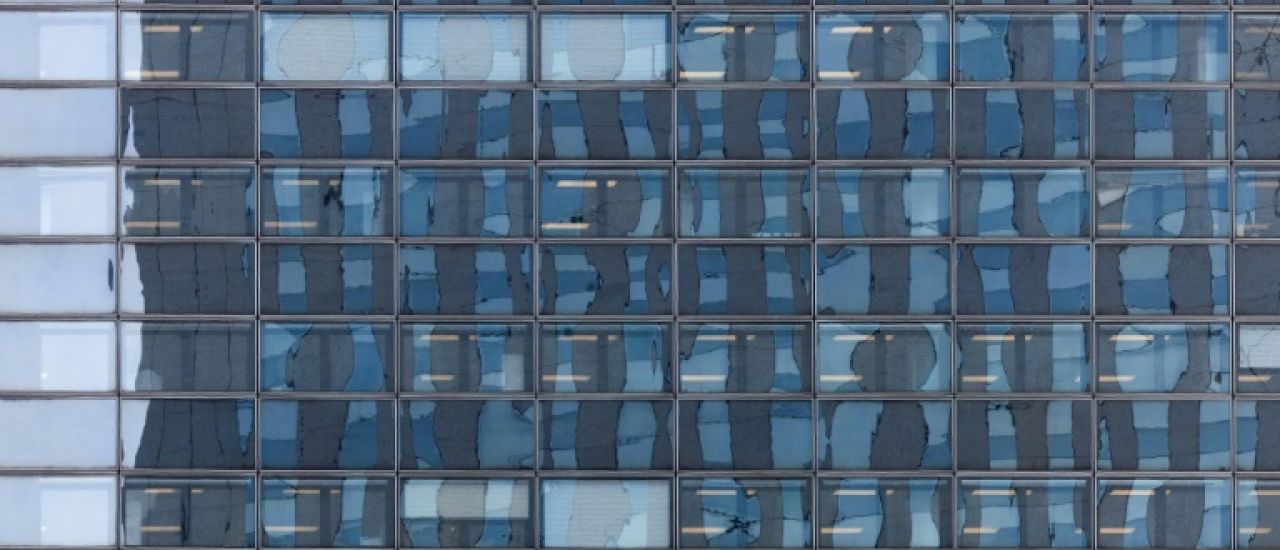 Les bureaux vitrés, des fours en surchauffe de moins en moins adaptés au climat