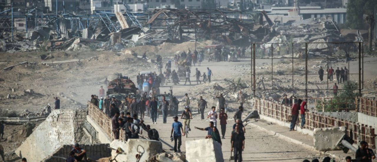 La mort dans l'âme, des Palestiniens de retour à Gaza, ville "fantôme"